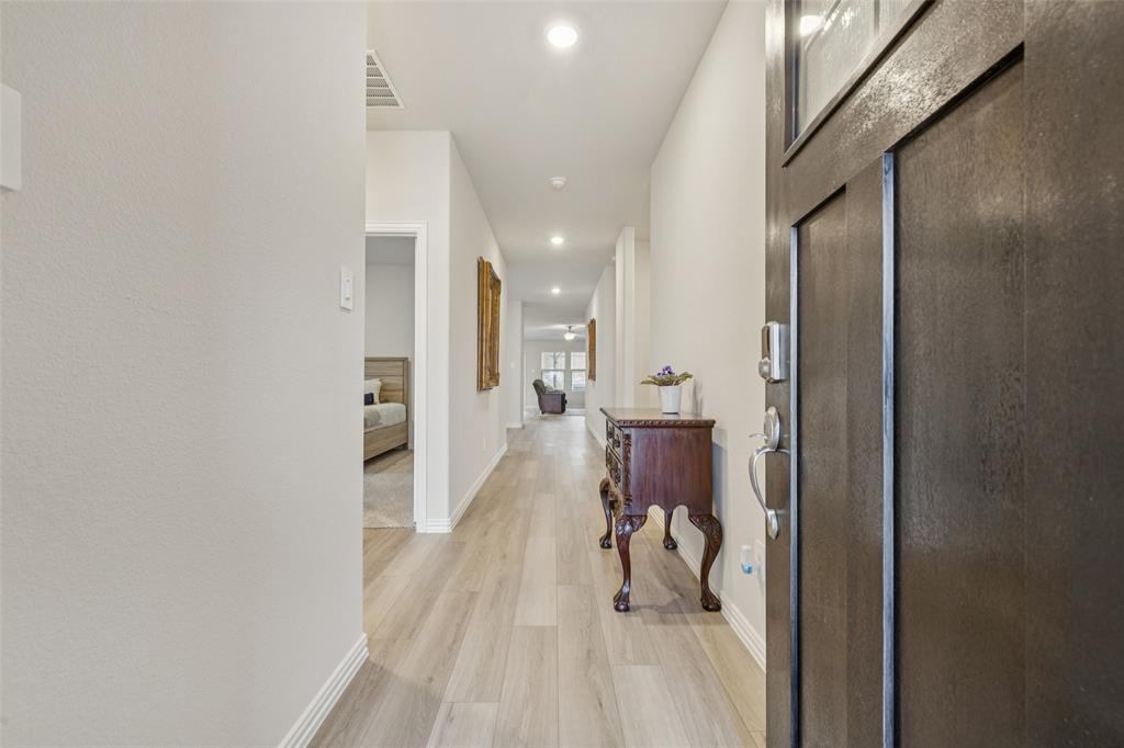 522 Castle Road Sherman, TX 75092 - Photo 8 of 37