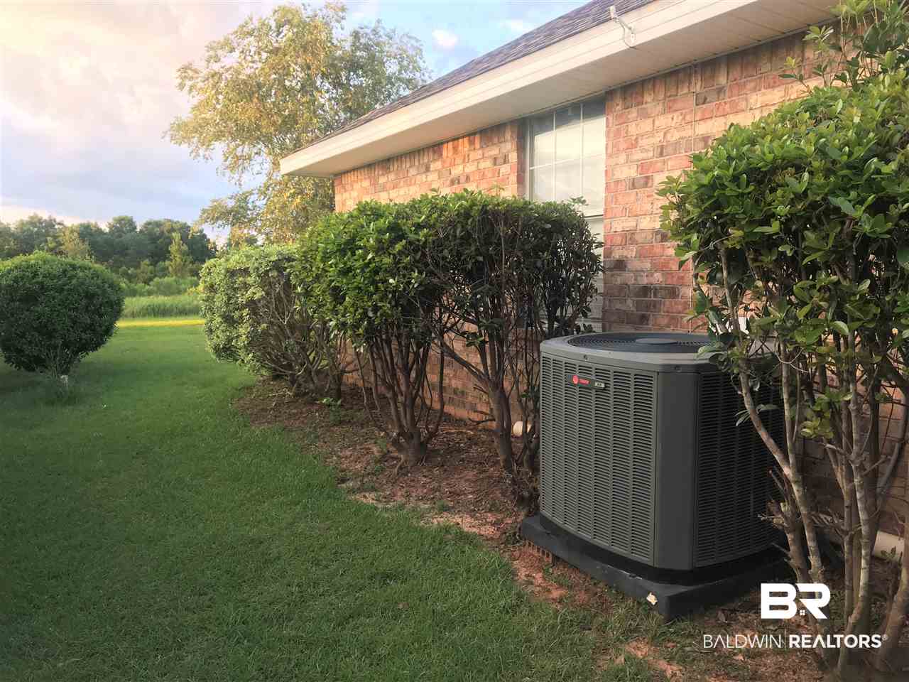 16205 Mansion Street Foley, AL 36535 - Photo 4 of 12 West Side of Home