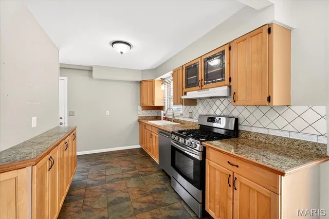 $280,000 | 215 Hutchinson Road, Ellisville, MO 63011