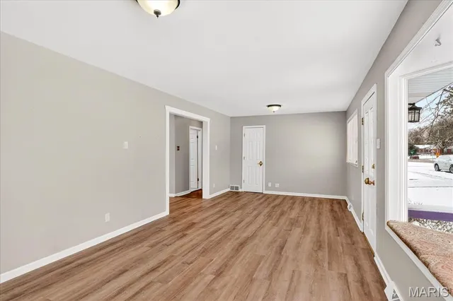 $280,000 | 215 Hutchinson Road, Ellisville, MO 63011