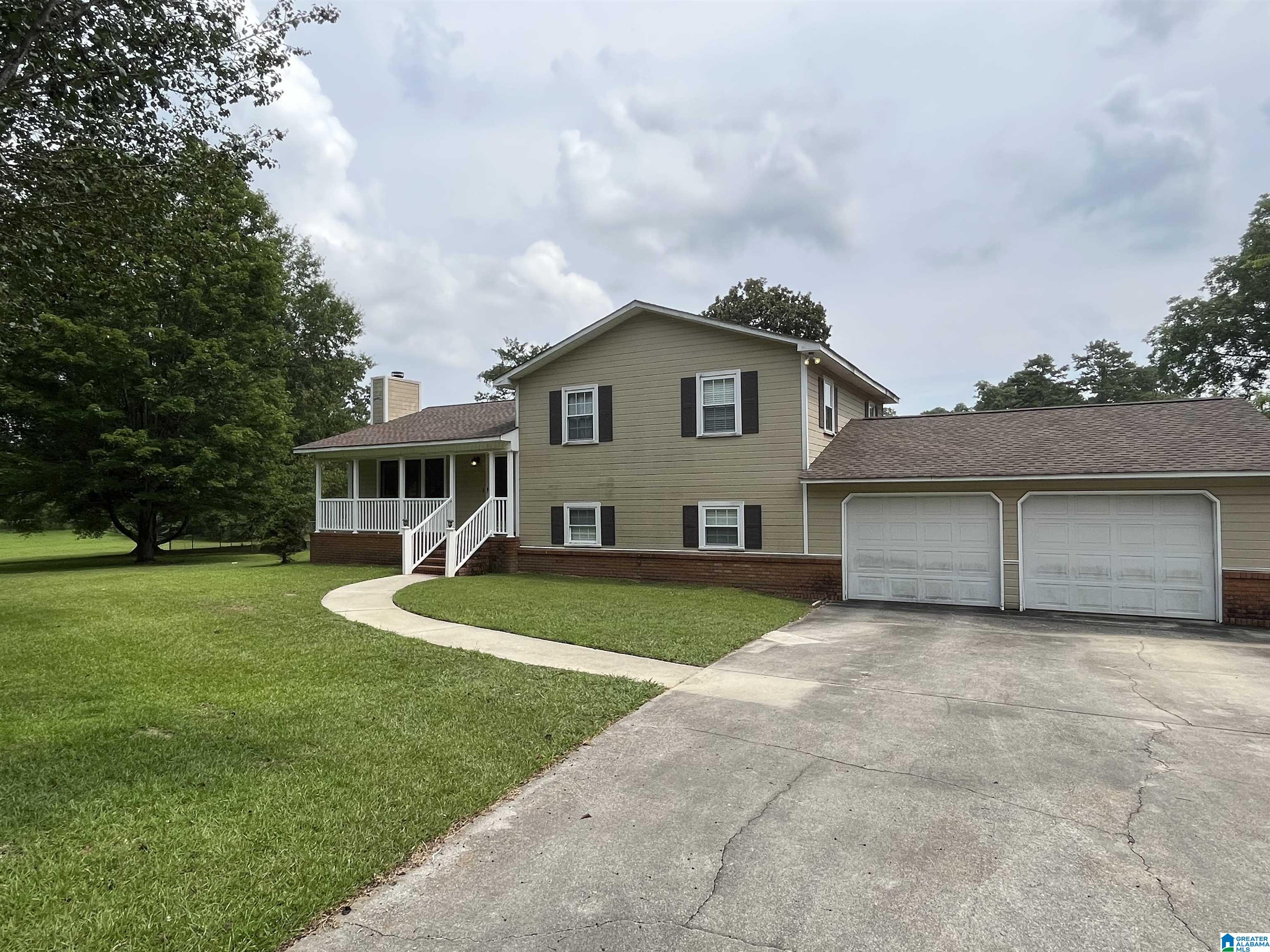 161 13th Street Southwest Alabaster, AL 35007 - Photo 4 of 24