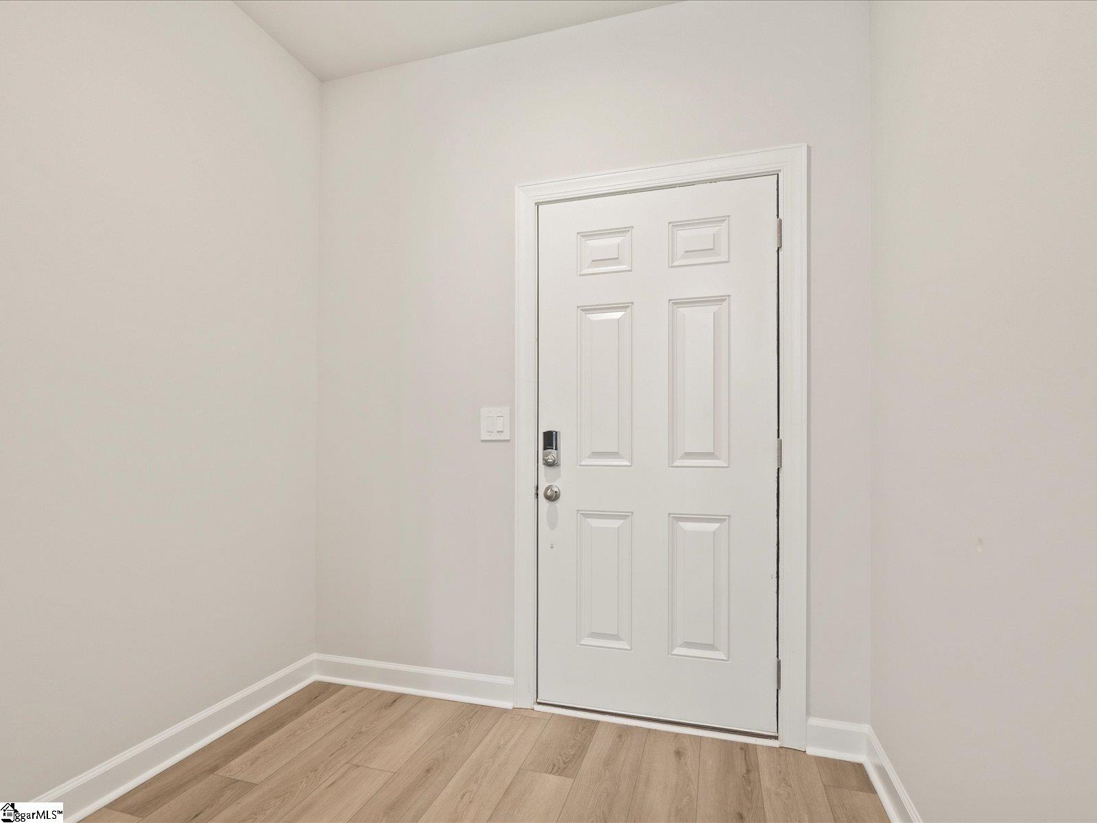 819 Ernest Lane Lyman, SC 29365 - Photo 4 of 28