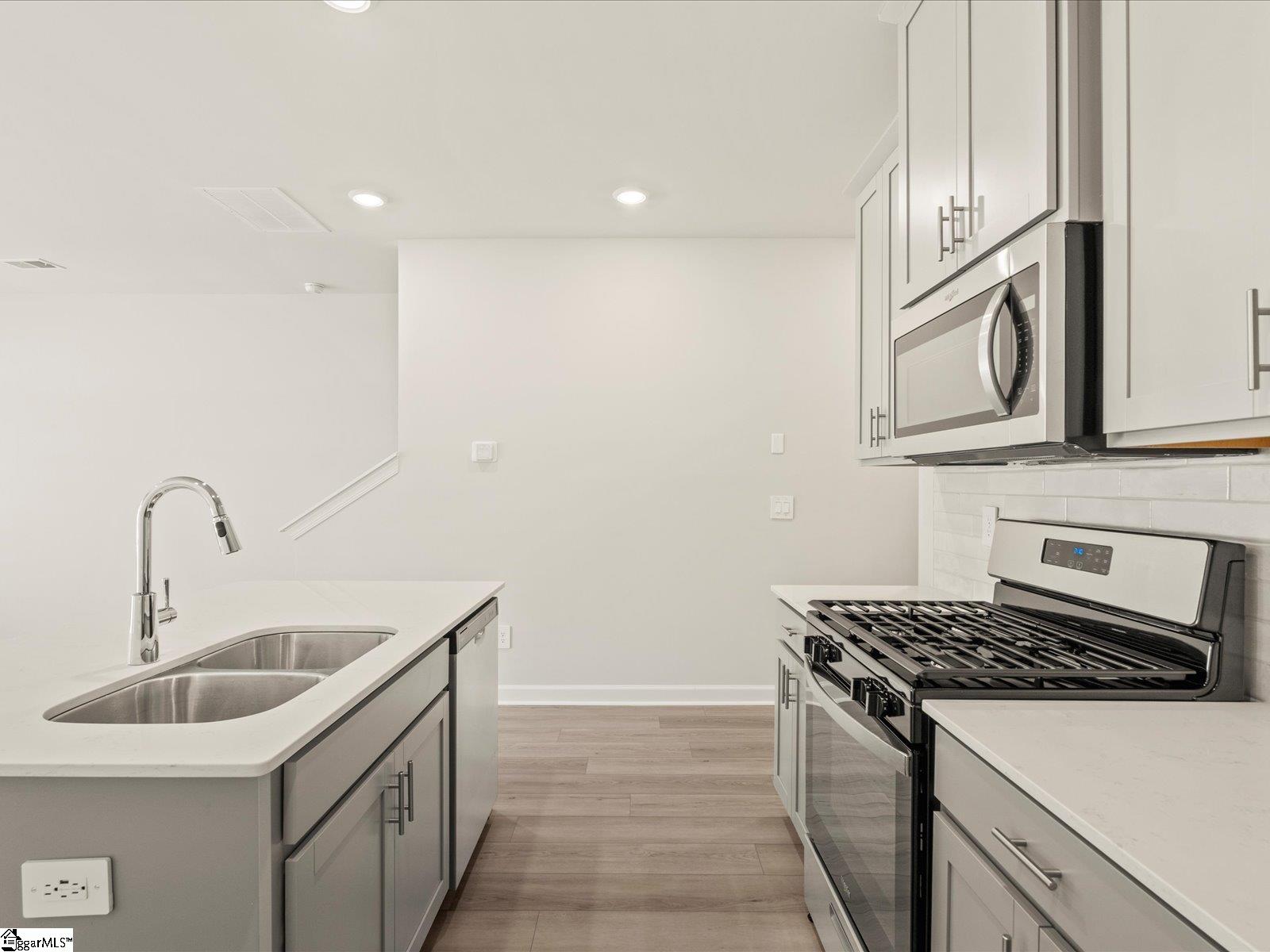 819 Ernest Lane Lyman, SC 29365 - Photo 9 of 28