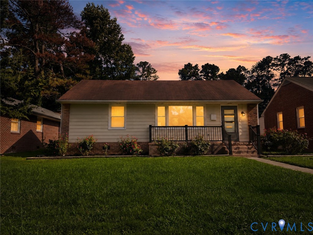 750 Hampton Road Petersburg, VA 23805 - Photo 1 of 33 Single-story residence featuring light-colored sid