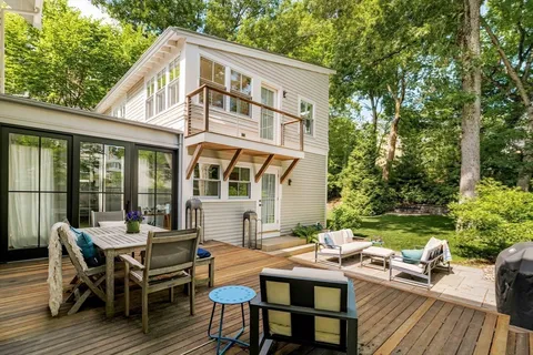 $2,250,000 | 85 Oakland Avenue, Arlington, MA 02476