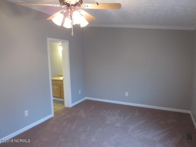 286 Hewitt Road Richlands, NC 28574 - Photo 15 of 32 20160425192010682120000000-o