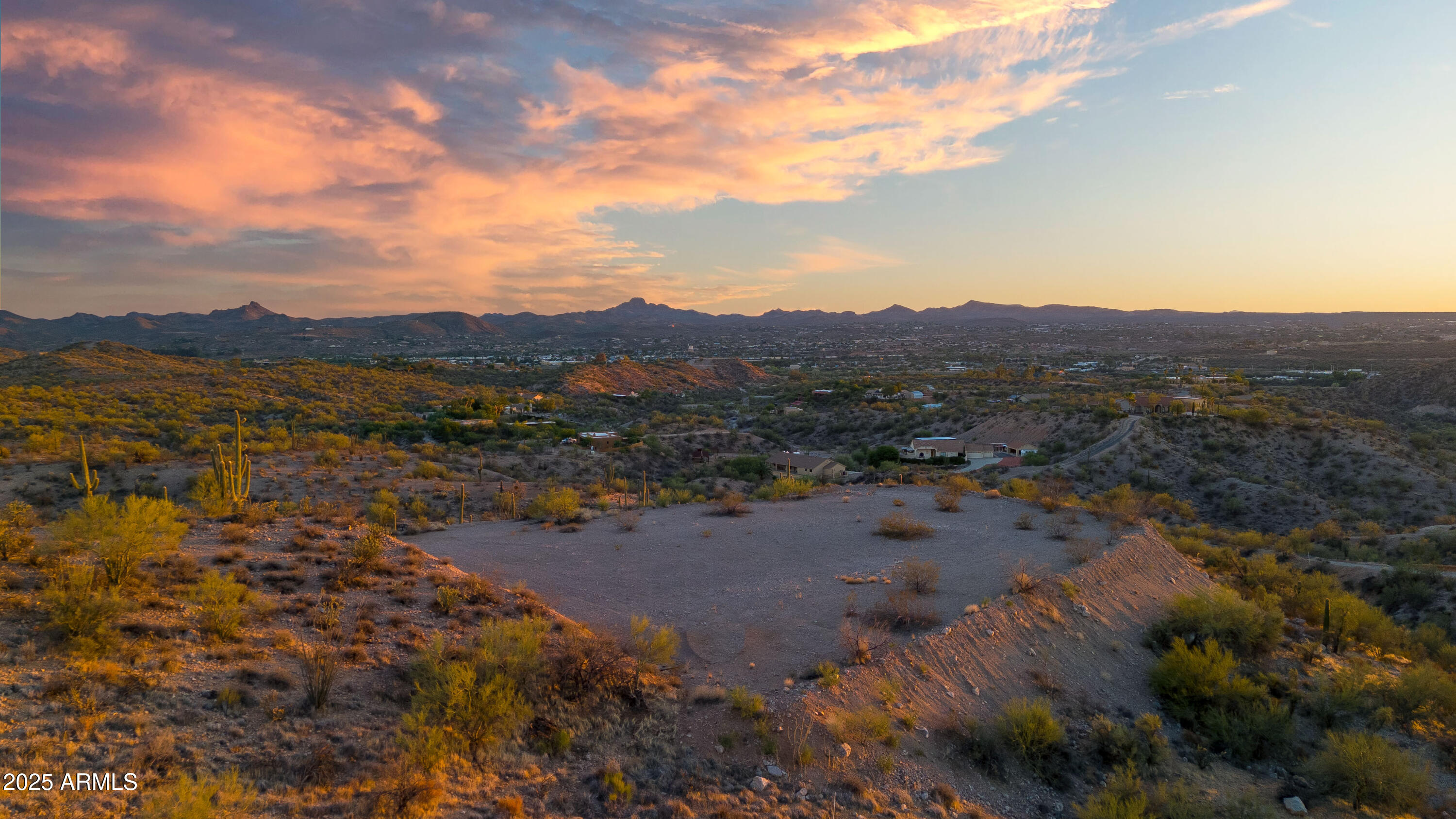 123-xx West Stonehedge Ranch Road, Unit 7 Wickenburg, AZ 85390 - Photo 1 of 18 APN 505-01-007D00001