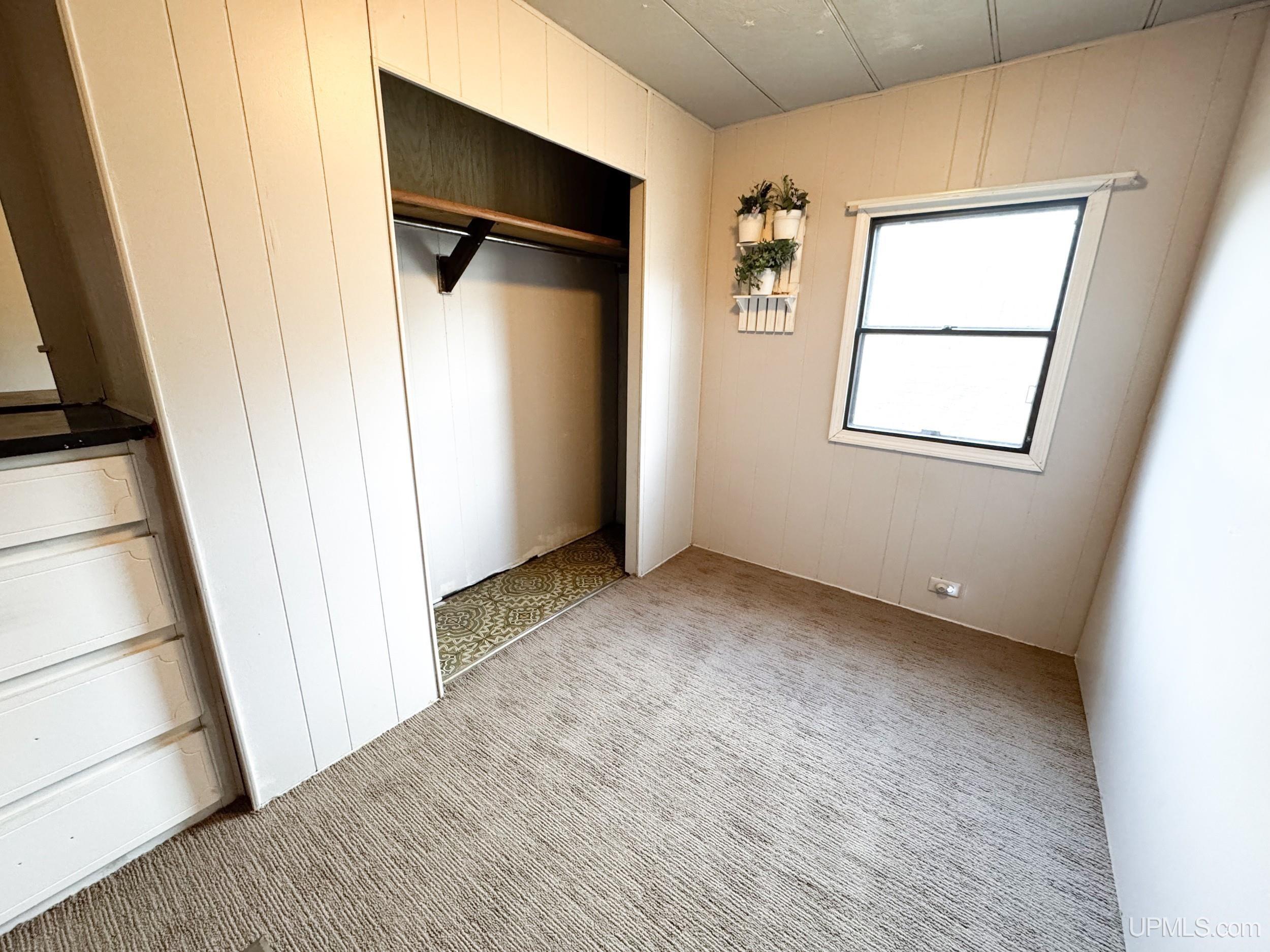 2229 County Road North Florence, WI 54121 - Photo 9 of 17 Gallery Image 9