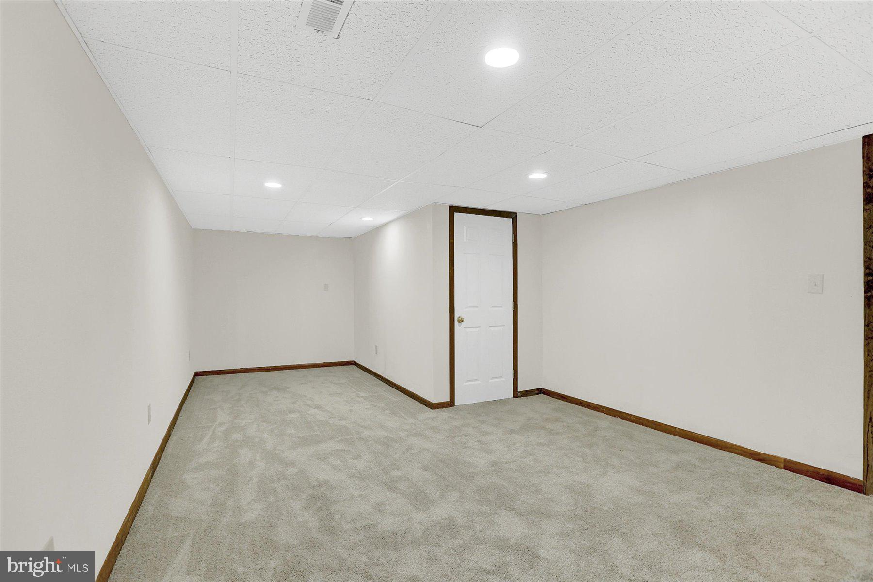 1060 Friar Run Hanover, PA 17331 - Photo 28 of 40 Gallery Image 28