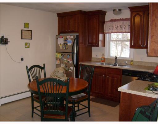 113 New River Road, Unit 5 Lincoln, RI 02838 - Photo 8 of 8 Dining Room.
