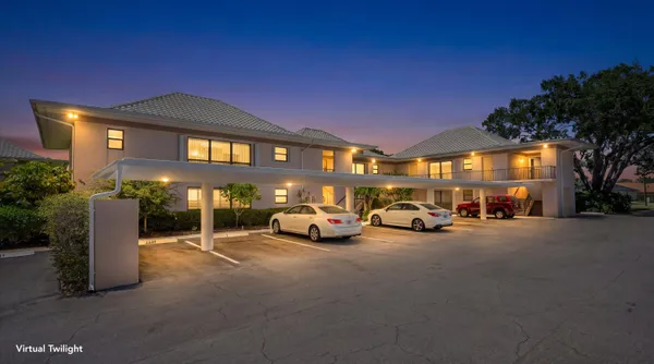 $359,900 | 16 Southeast Turtle Creek Drive, Unit E, Jupiter, FL 33469