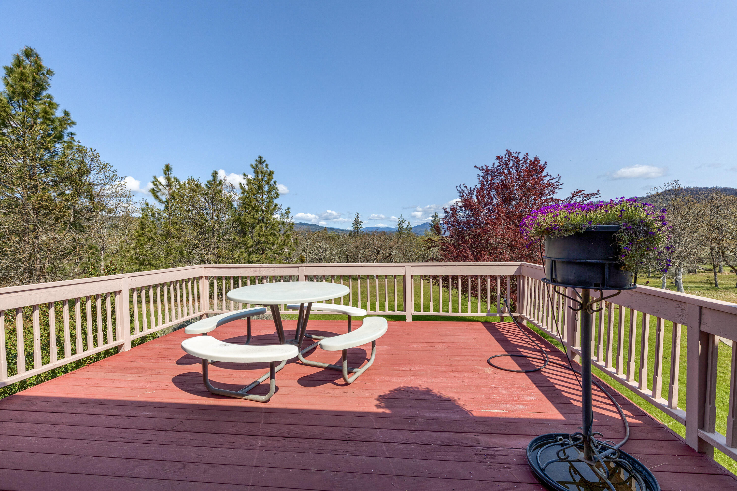 2703 Hammel Road Eagle Point, OR 97524 - Photo 59 of 65 HR(73)