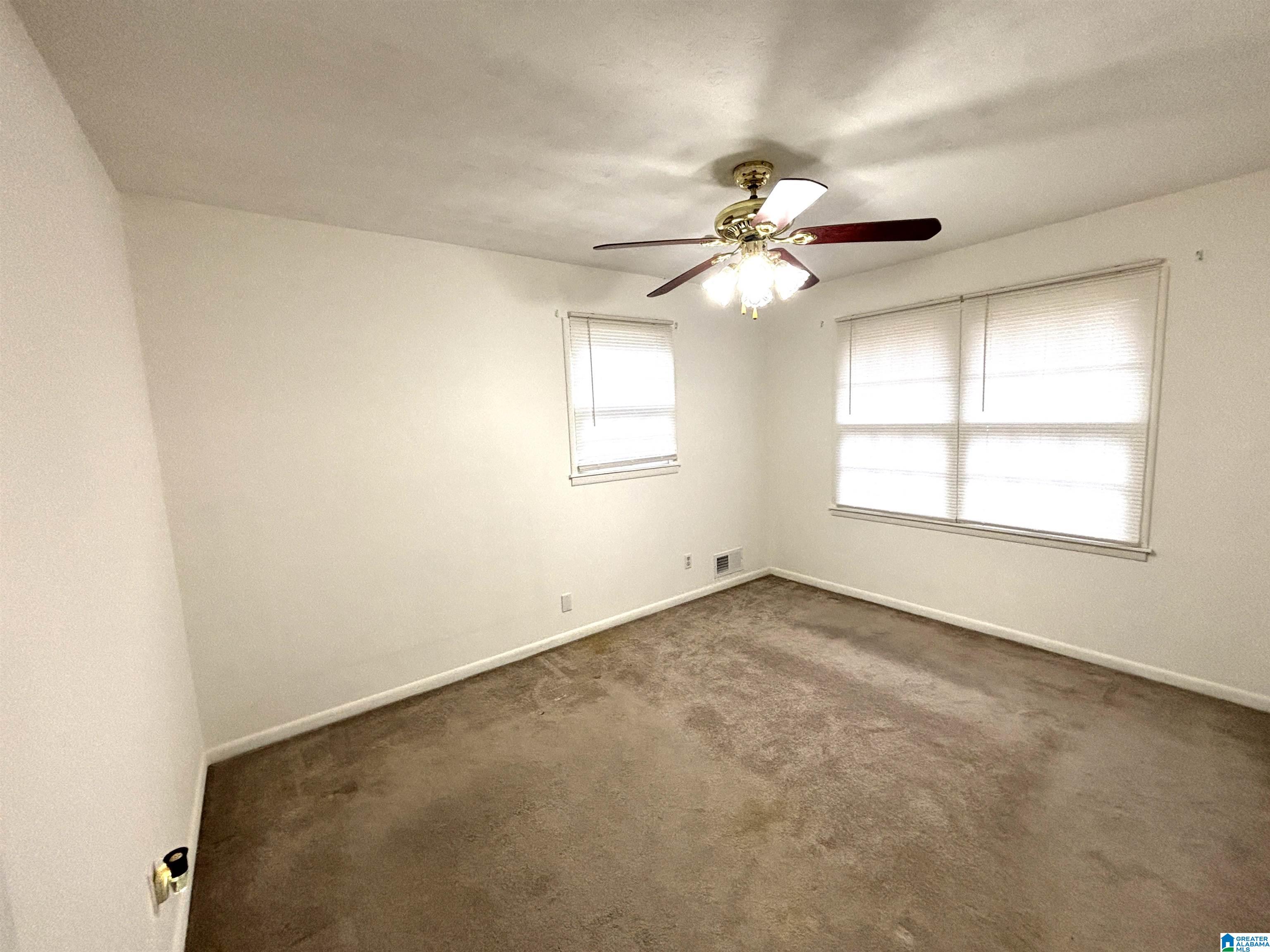 902 Ridge Drive Weaver, AL 36277 - Photo 14 of 23