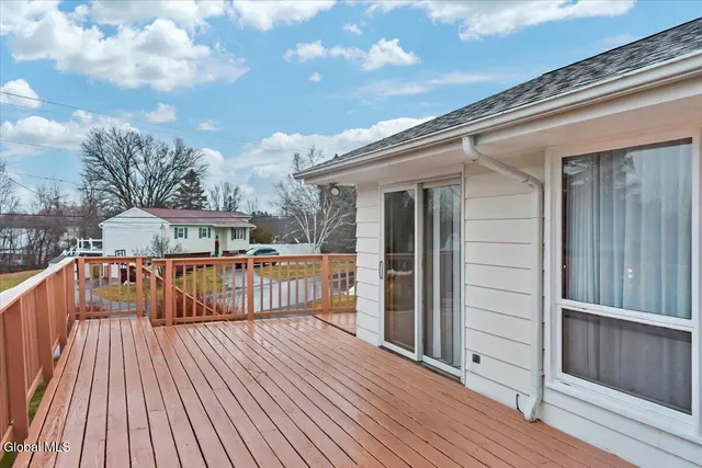 $439,216 | 144 Horizon View Drive, East Greenbush, NY 12061