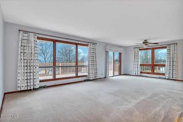 $439,216 | 144 Horizon View Drive, East Greenbush, NY 12061