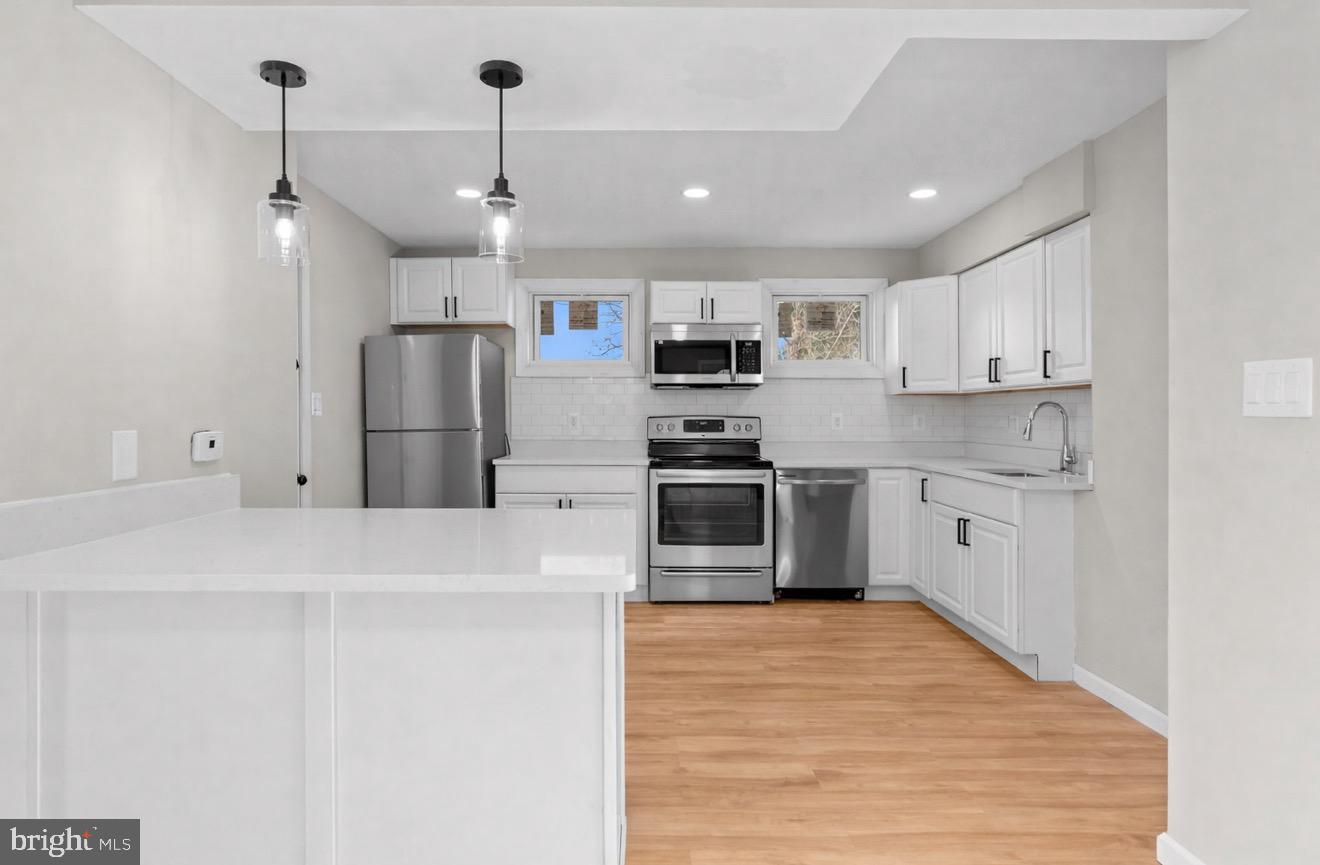 852 50th Place Northeast Washington, DC 20019 - Photo 3 of 15
