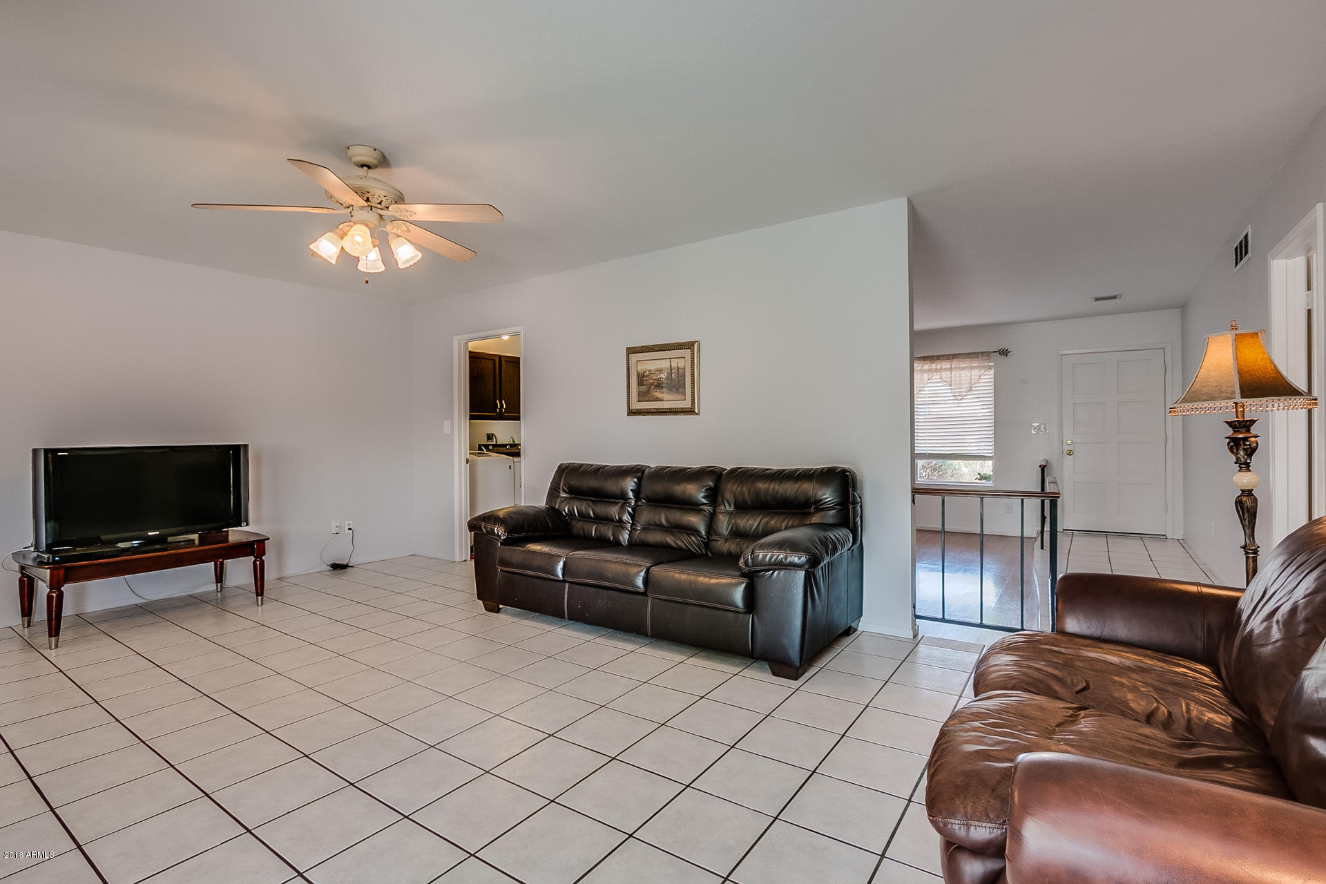 4815 South Roberts Road Tempe, AZ 85283 - Photo 8 of 26 South-12