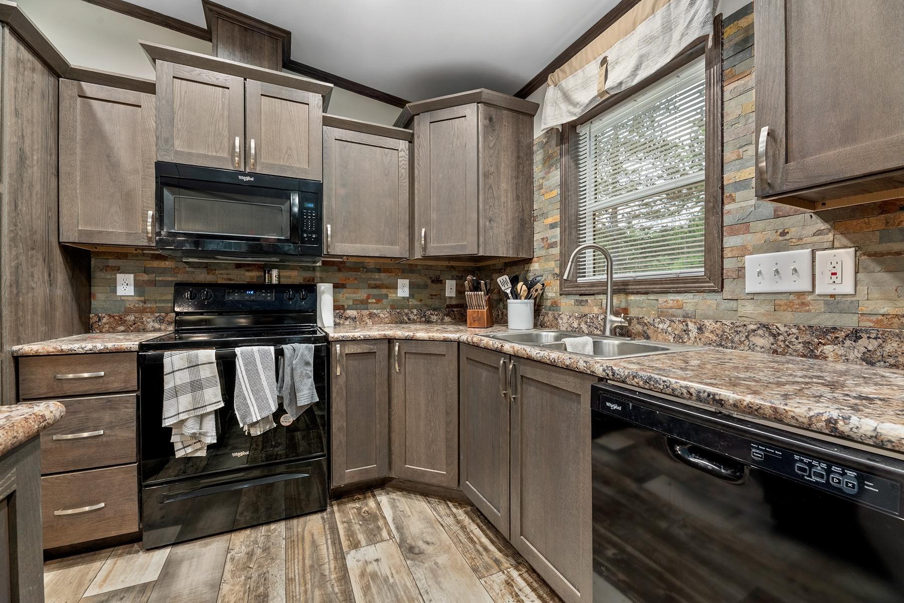 3739 Lakewood Road Tomahawk, WI 54487 - Photo 4 of 21 Gallery Image 4