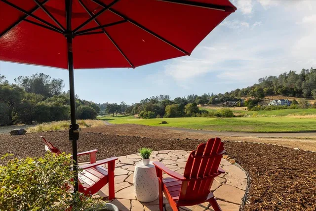 a view of a outdoor space