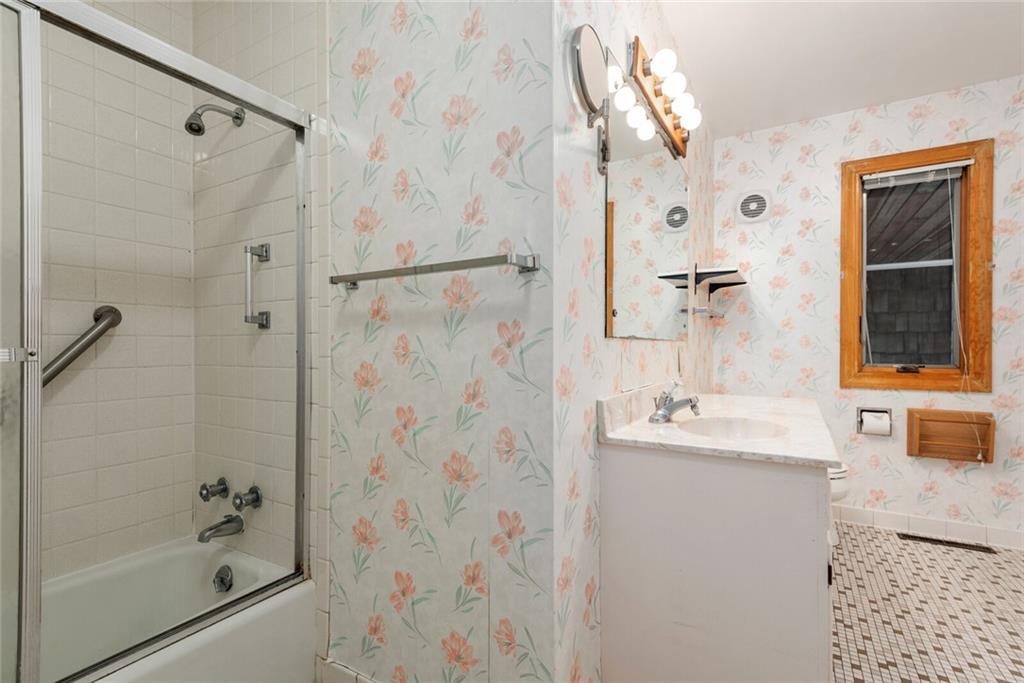 5280 Channing Road Indianapolis, IN 46226 - Photo 17 of 28 Gallery Image 17