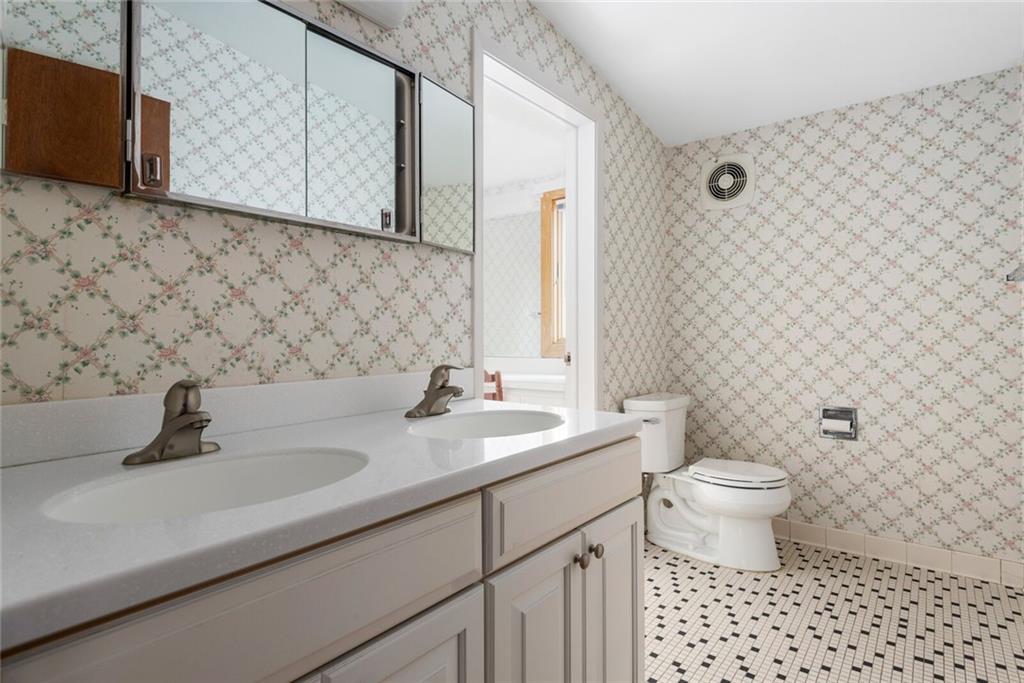 5280 Channing Road Indianapolis, IN 46226 - Photo 21 of 28 Gallery Image 21