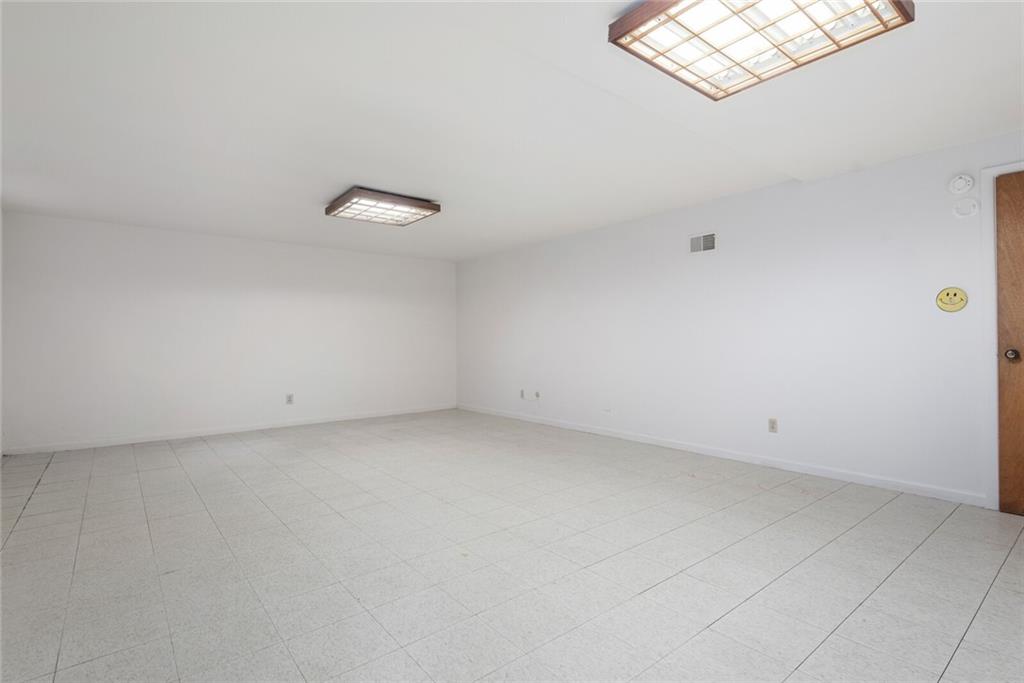 5280 Channing Road Indianapolis, IN 46226 - Photo 23 of 28 Gallery Image 23