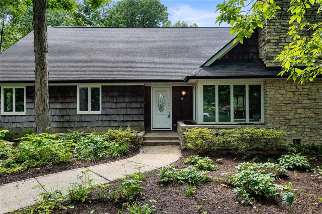 5280 Channing Road Indianapolis, IN 46226 - Photo 4 of 28 Gallery Image 4