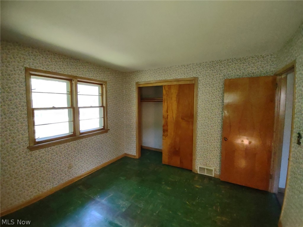 595 Barrett Road Berea, OH 44017 - Photo 6 of 18 Bedroom featuring a closet