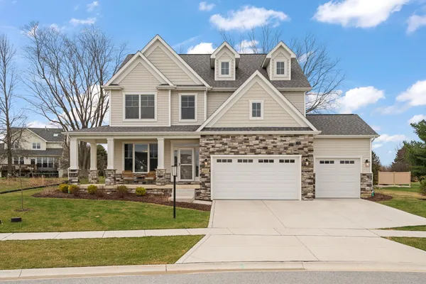 $714,900 | 2017 Wildwood Court, Chesterton, IN 46304