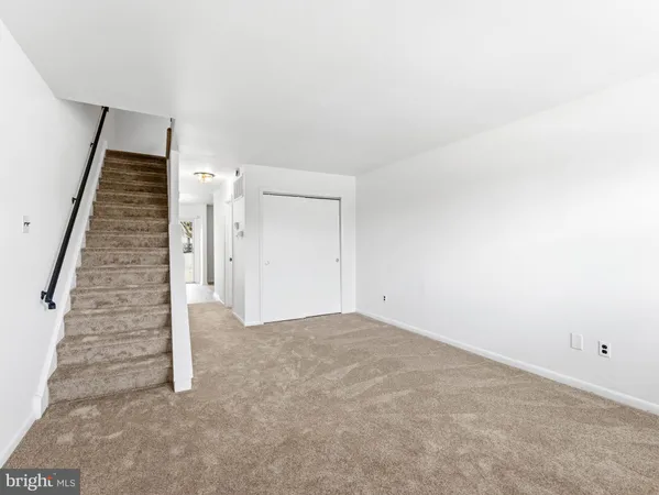 $240,000 | 1334 Rolling Glen Drive, Unit 22, Upper Chichester, PA 19061
