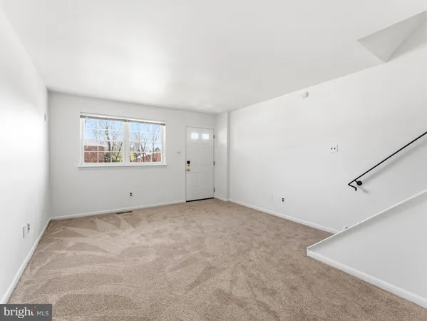 $240,000 | 1334 Rolling Glen Drive, Unit 22, Upper Chichester, PA 19061