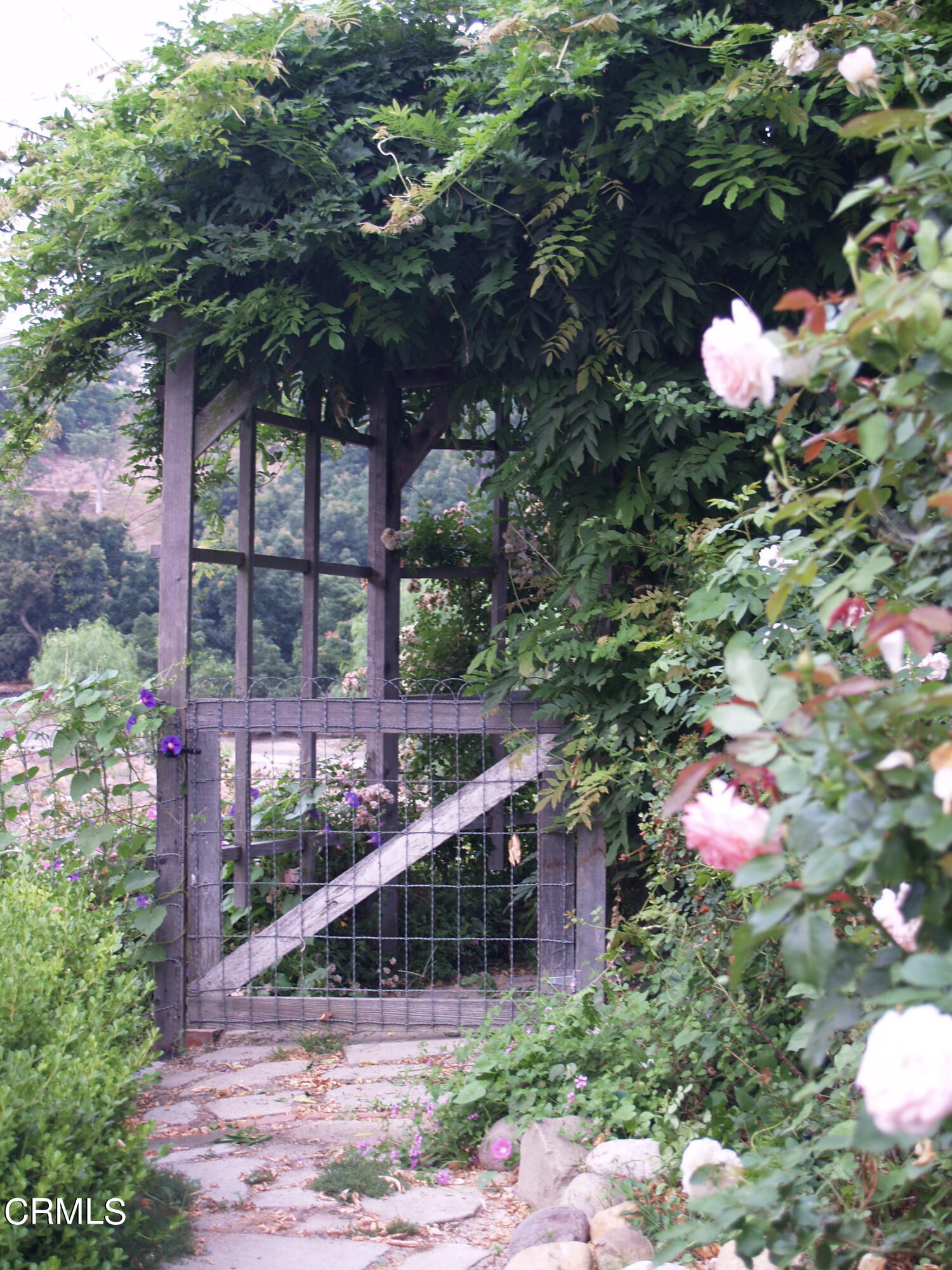 6500 Chagall Drive Moorpark, CA 93021 - Photo 17 of 40 East Gate