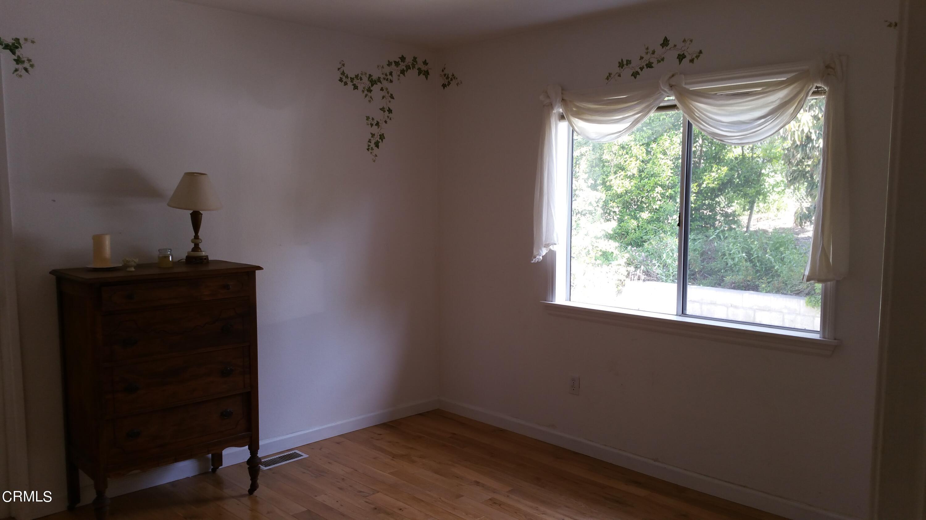 6500 Chagall Drive Moorpark, CA 93021 - Photo 29 of 40 20160327_103700