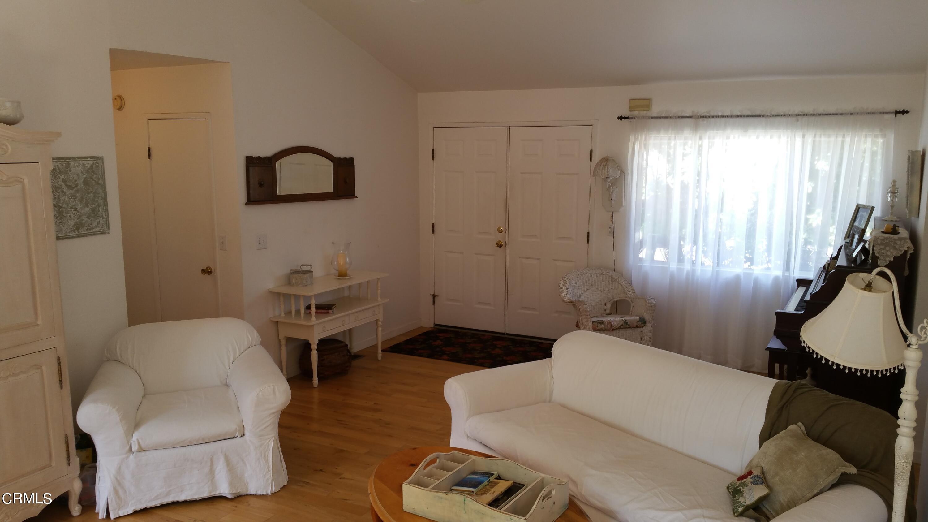 6500 Chagall Drive Moorpark, CA 93021 - Photo 35 of 40 20160327_132125