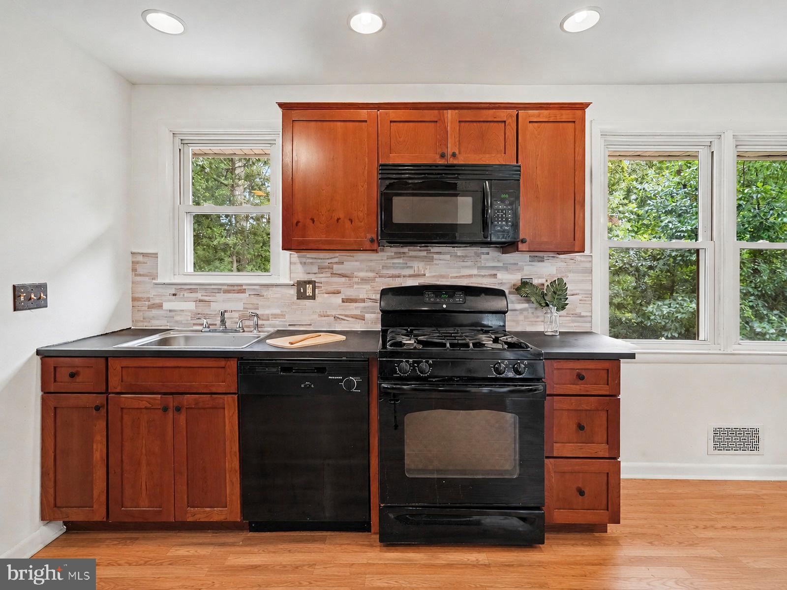9817 Gunforge Road Perry Hall, MD 21128 - Photo 11 of 50 Gallery Image 11