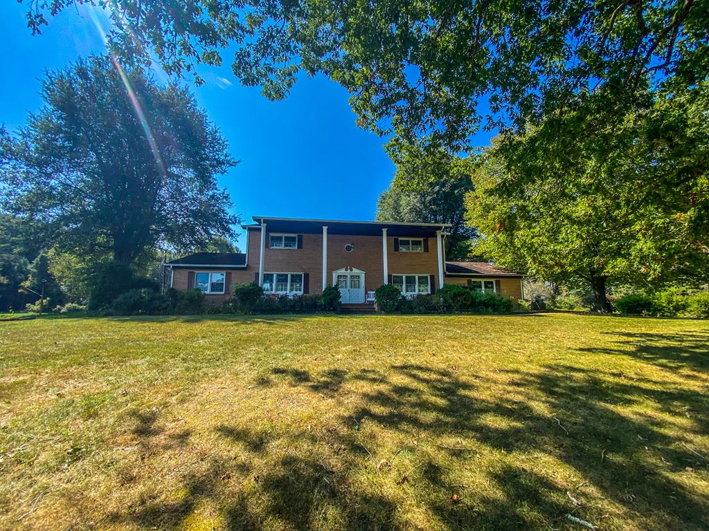 6852 Kimberling Road Bland, VA 24315 - Photo 1 of 63 Gallery Image 1