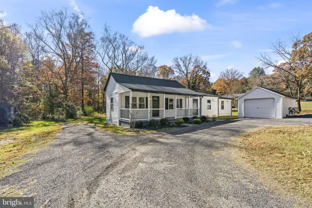 $1,900 | 42523 St Johns Road, Hollywood, MD 20636