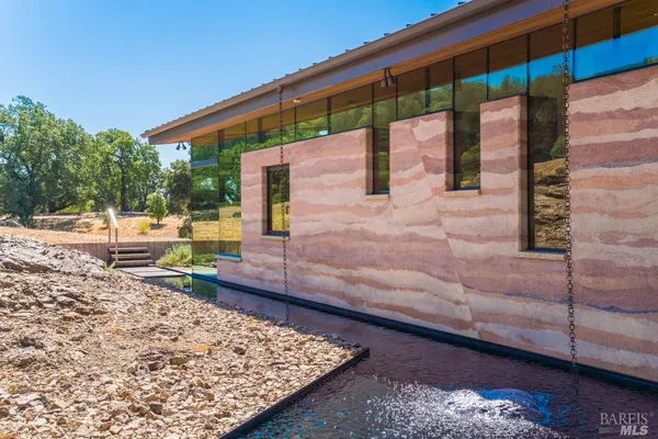 $3,495,000 | 24000 Fig Tree Lane, Hopland, CA 95449