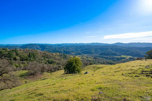 $3,495,000 | 24000 Fig Tree Lane, Hopland, CA 95449