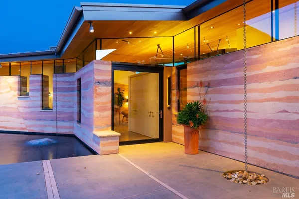 $3,495,000 | 24000 Fig Tree Lane, Hopland, CA 95449