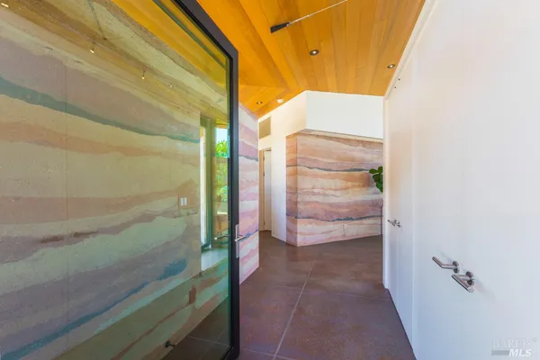 $3,495,000 | 24000 Fig Tree Lane, Hopland, CA 95449