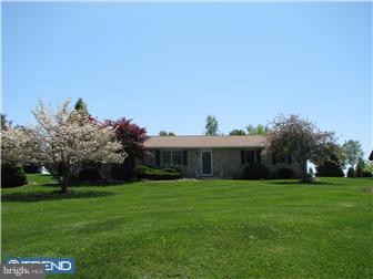 4551 Campbell Road Pennsburg, PA 18073 - Photo 1 of 12 Gallery Image 1