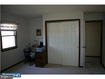 4551 Campbell Road Pennsburg, PA 18073 - Photo 9 of 12 Gallery Image 9