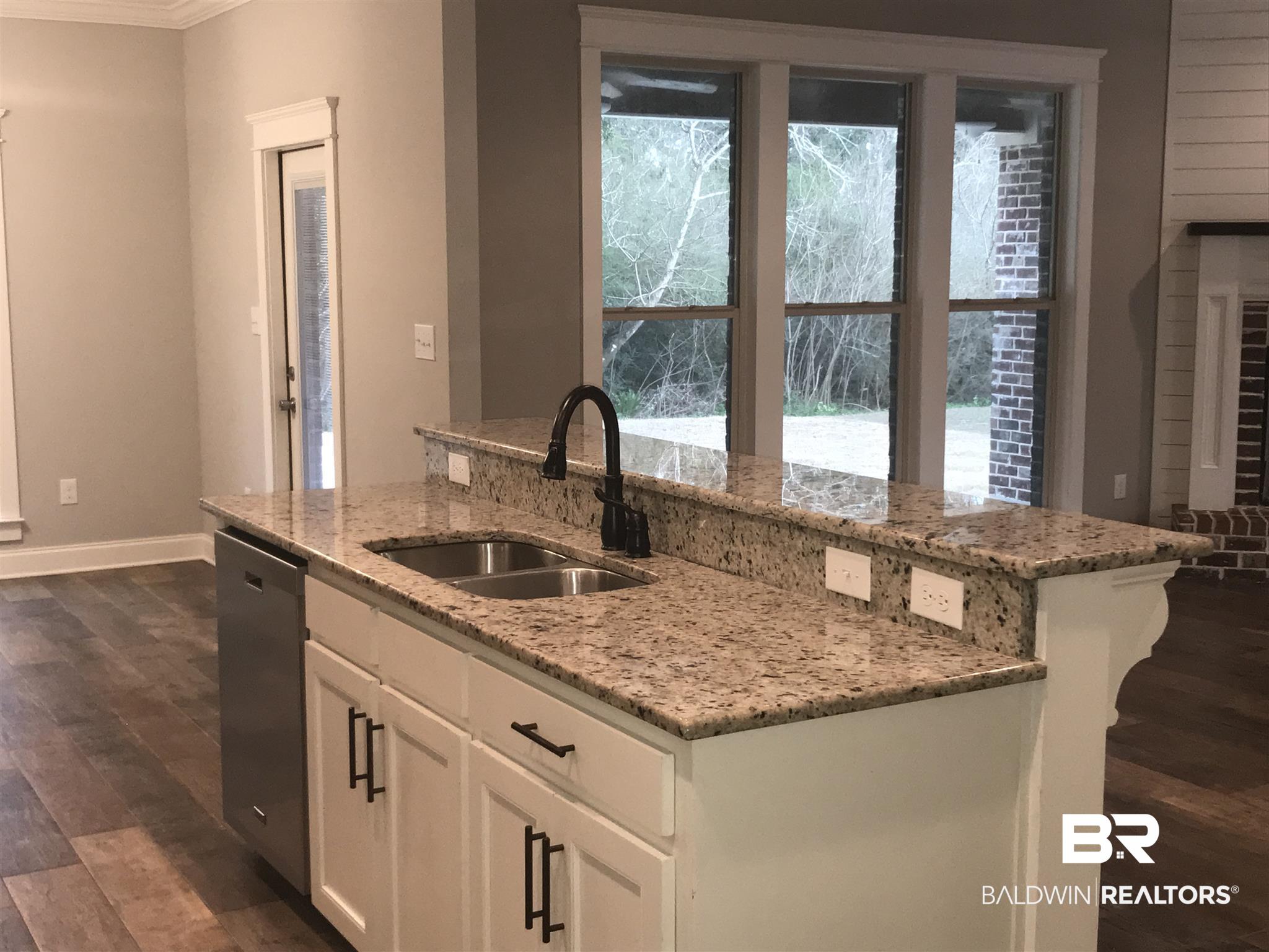 446 Craftsman Avenue Fairhope, AL 36532 - Photo 8 of 44 Kitchen