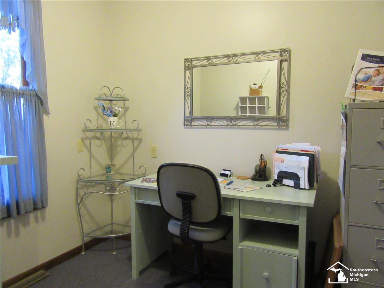 7122 Wells Road Petersburg, MI 49270 - Photo 35 of 38 31361886-34.JPG