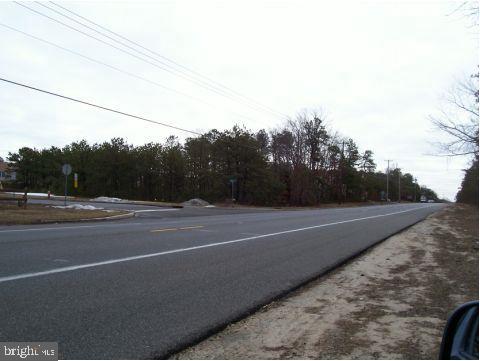 105 Hull Road Manahawkin, NJ 08050 - Photo 9 of 12