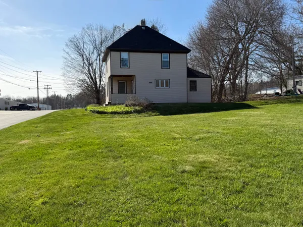 $165,000 | 27 School Street, Guilford, ME 04443