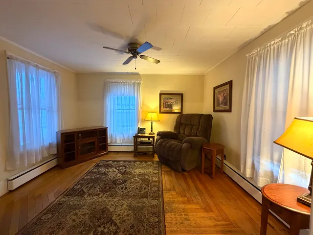 $195,500 | 27 School Street, Guilford, ME 04443