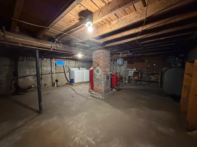 $195,500 | 27 School Street, Guilford, ME 04443