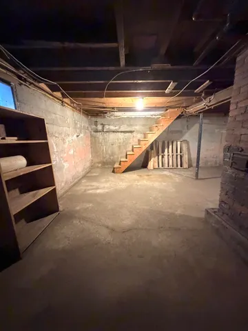 $195,500 | 27 School Street, Guilford, ME 04443